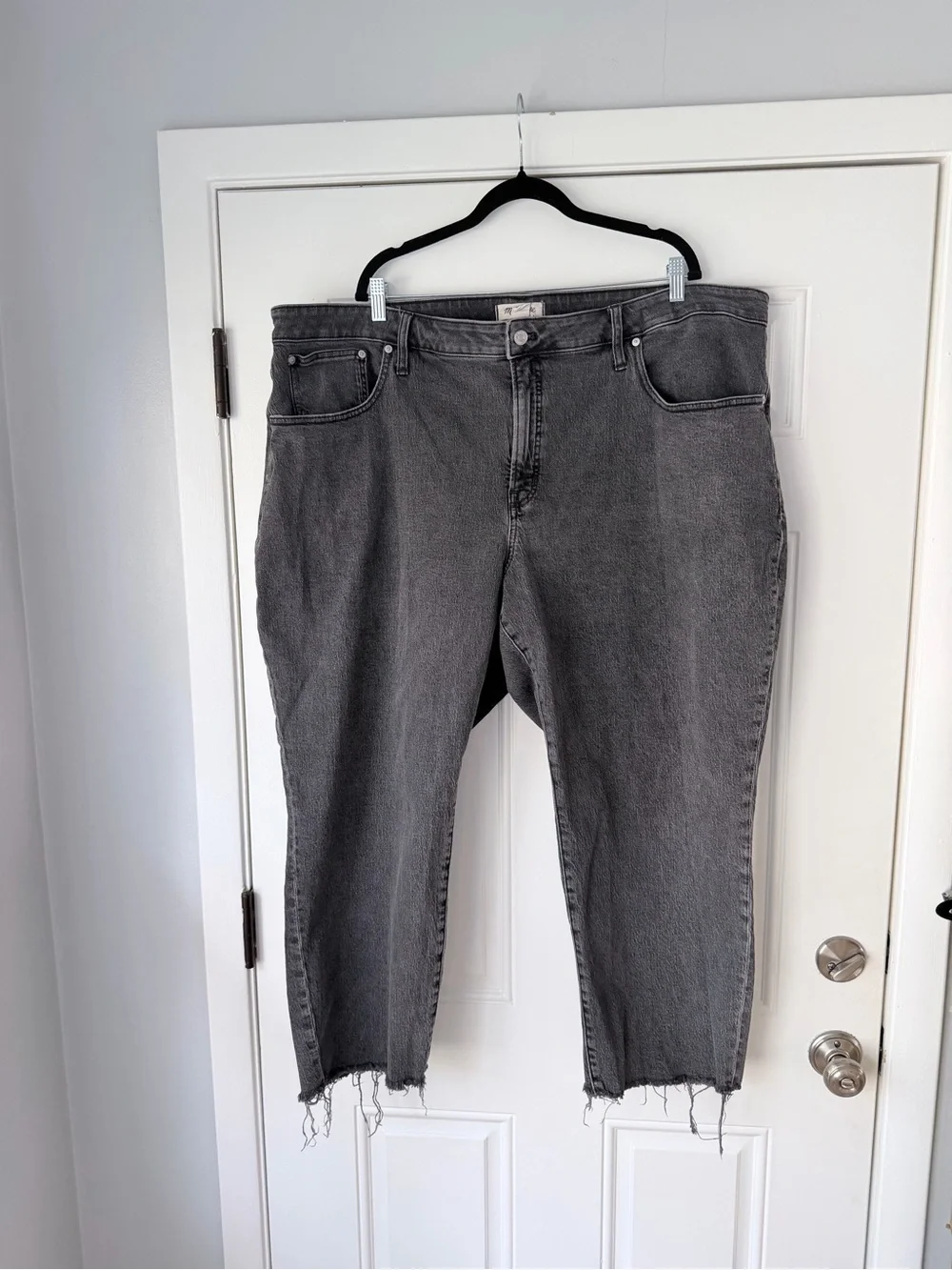 Madewell size 28w The Curvy Plus Perfect‎ Vintage Straight Jean in Lunar black